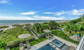 Paradise Beach, 8 bed, 6,5 bath, Beachfront & Pet Friendly!
